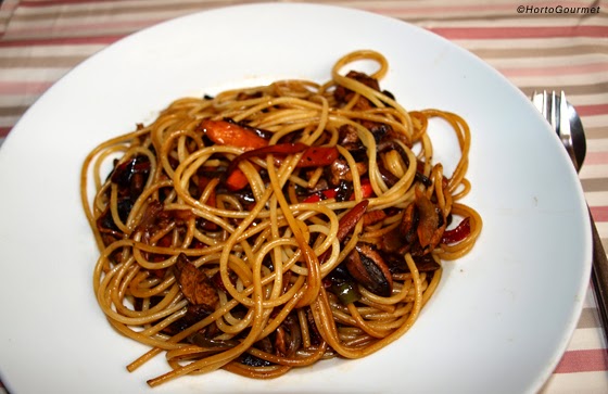 Espagueti con verduras y salsa de soja HortoGourmet Espagueti_verduras